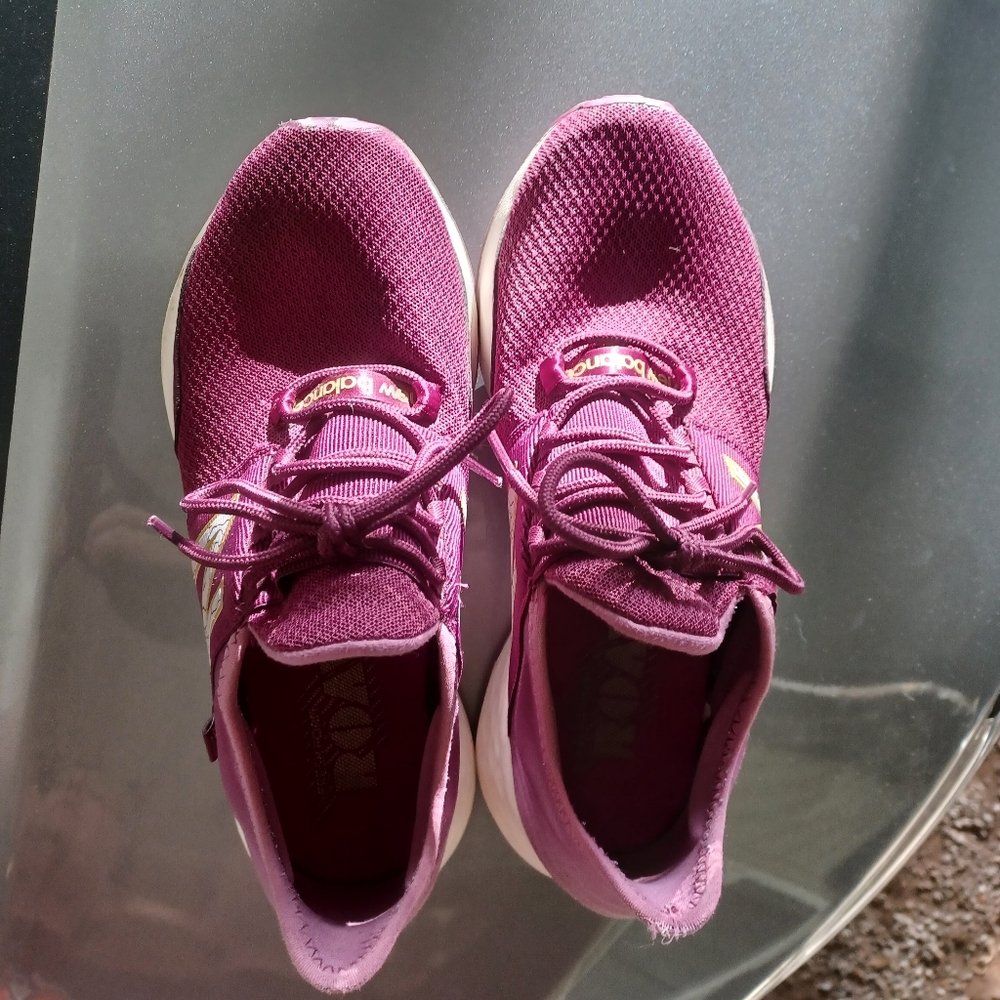 New balance Roav